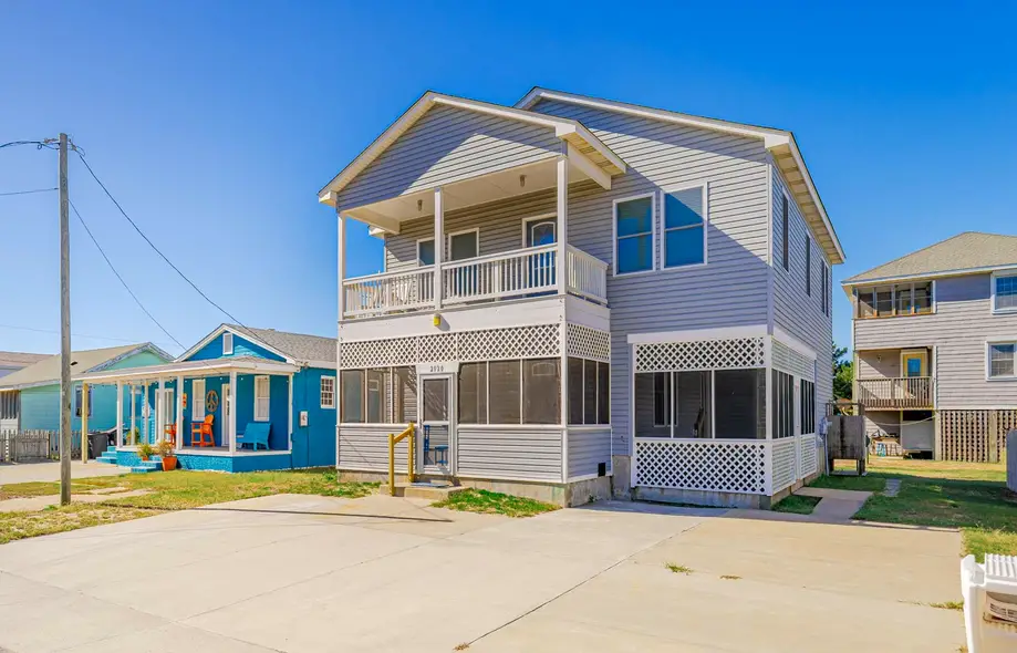 134 | Pirates & Parrots