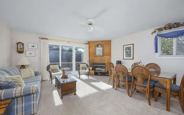 4215 - The Duck Pond