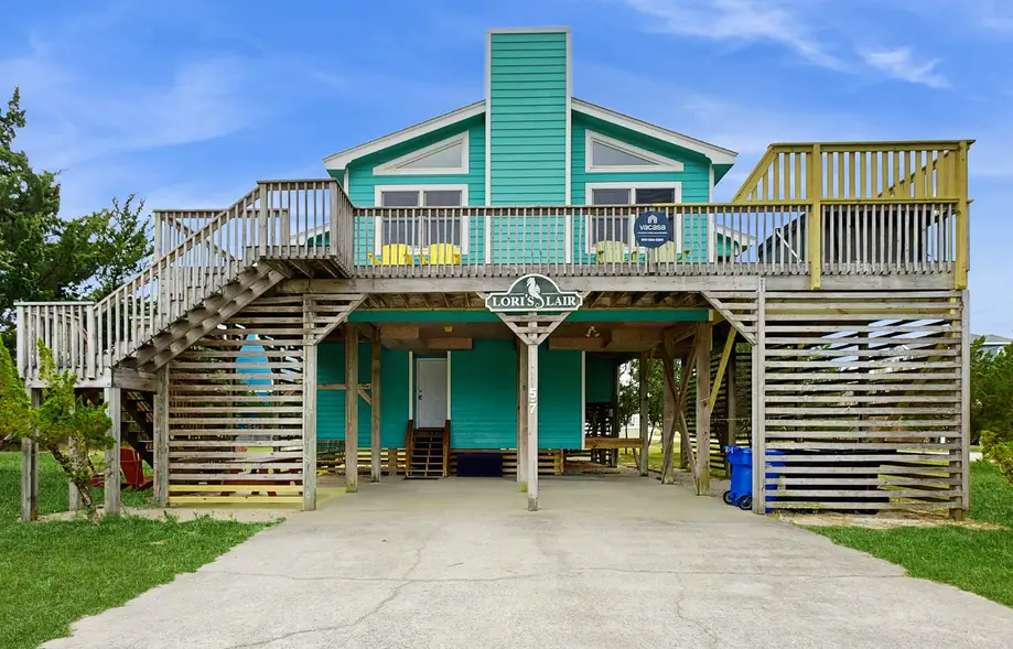 AVKS75 Lori's Lair #5-7