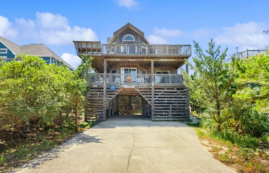 AV432 Happy Hour 432