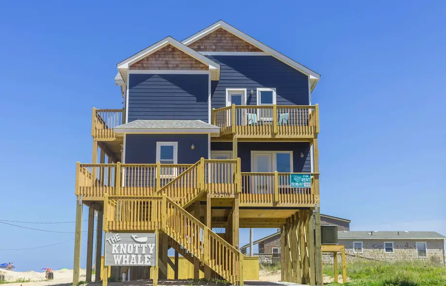 RO120 The Knotty Whale