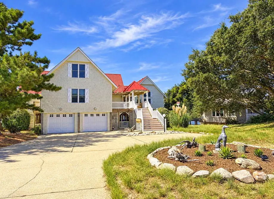 19 N DUNE LOOP